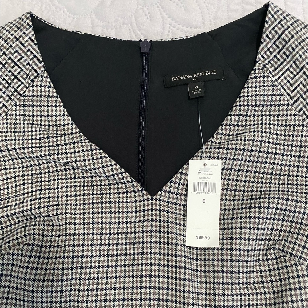 New with tags Banana Republic Dress